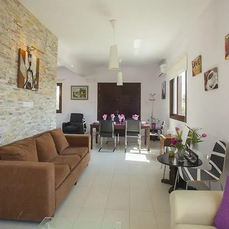 Renting This 5 Star Near Fig Tree Bay 21 Villa