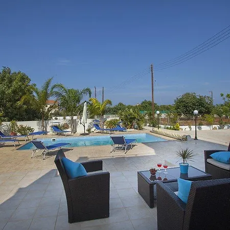 Villa Renting This 5 Star Near Fig Tree Bay 21